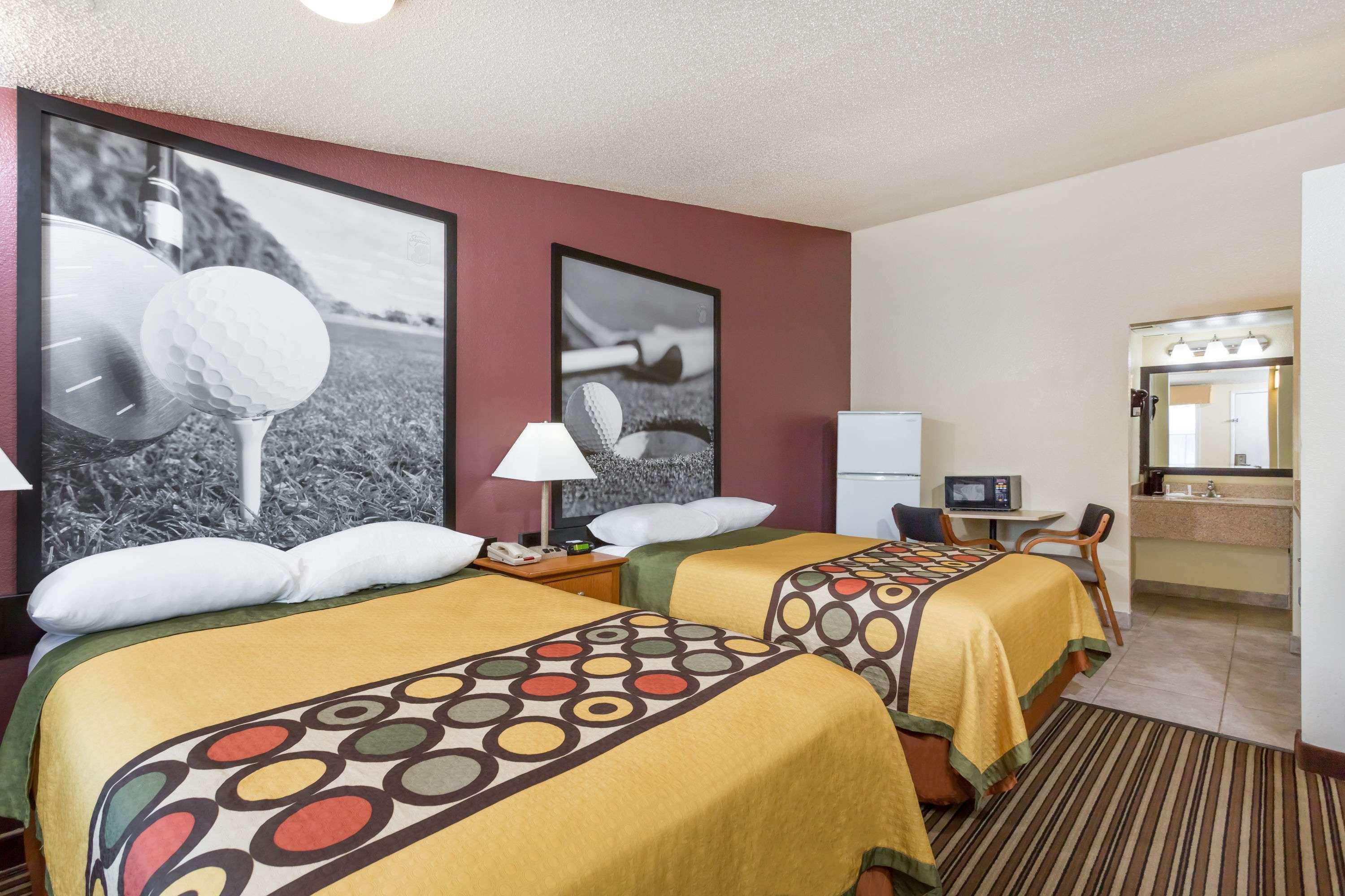 Super 8 By Wyndham Aberdeen Southern Pines Екстер'єр фото